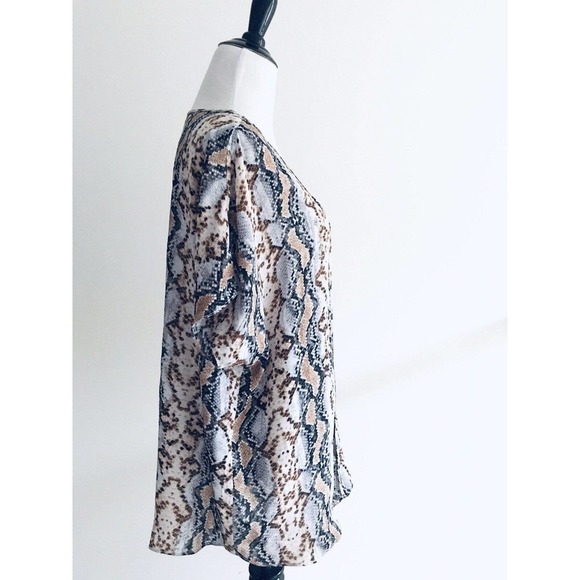 Carmen Marc Valvo | Snakeskin Print Top Womens SM Dolman Cold Shoulder Pullover - Picture 3 of 10
